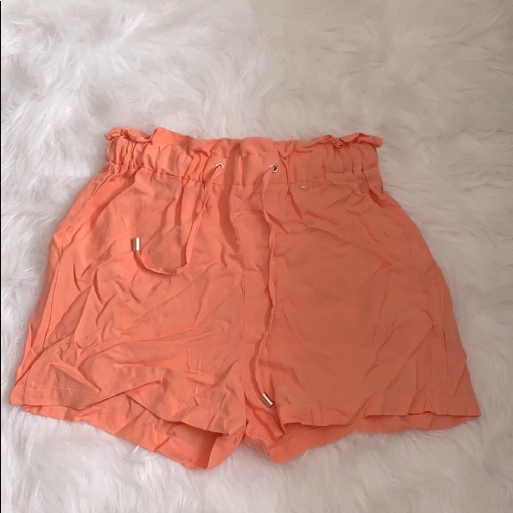 Peach Bottoms Shorts Primark Size 2 USA